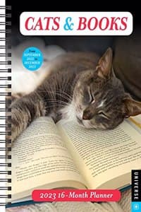 Cats & Books 2023 16...